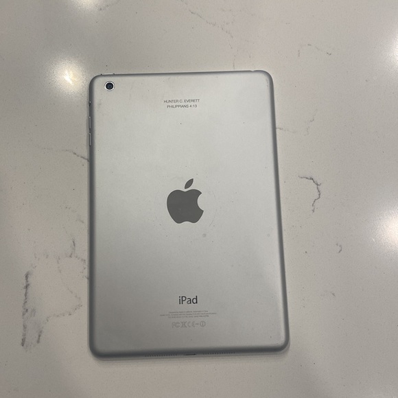 Apple IPad Mini - Picture 2 of 2